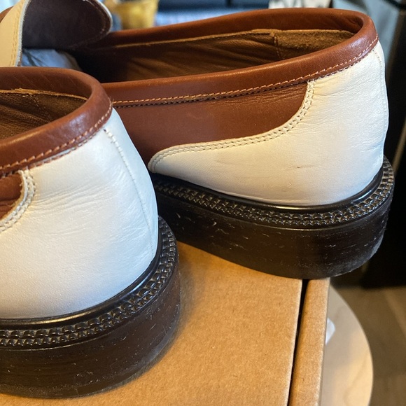 Vintage Women’s Saddle Shoes size 8 - Picture 4 of 9